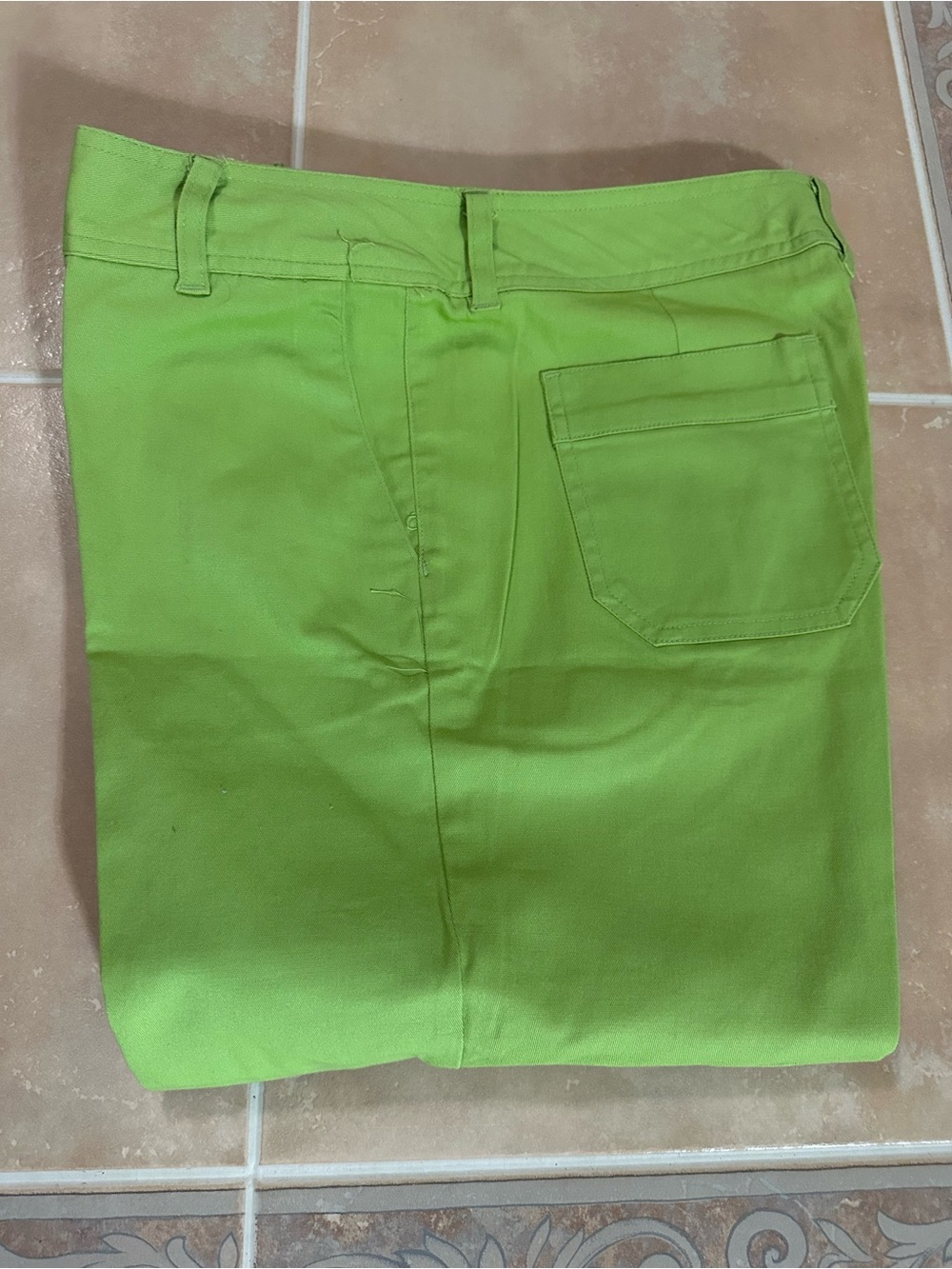 Kerrits Green Casual Cuffed Chino
Capris - Picture 2 of 9